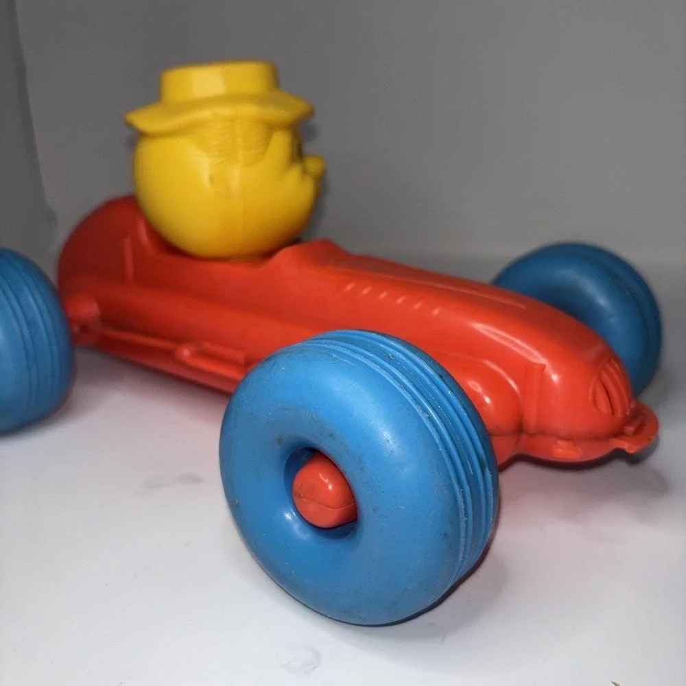 Vintage 1960s Plastic Pull Race Car Red Blue Yellow Driver Toy AS‎ IS